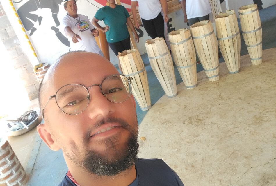 Quando o Mundo Ganhou Pulso” — A Criação dos Atabaques